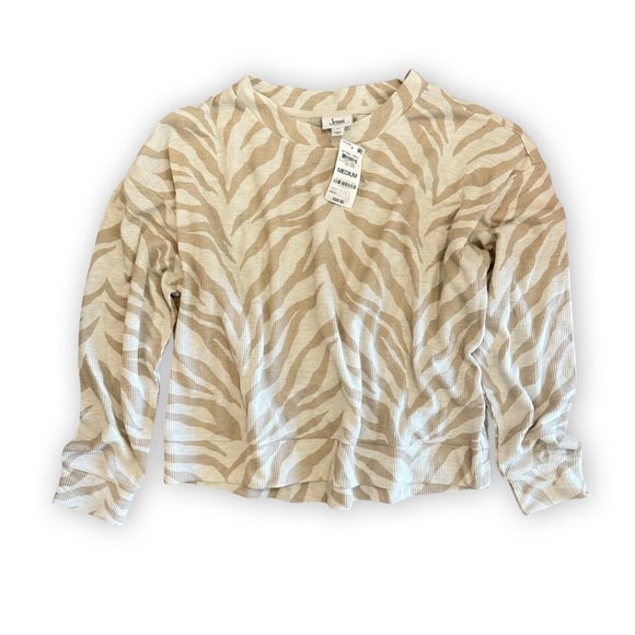 Jenni Intimates Tiger Print Sleep Shirt - Picture 2 of 10